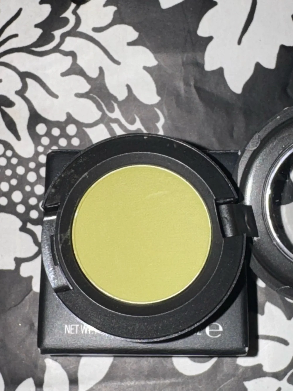 MAC Silly Goose Eyeshadow